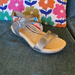 Aetrex - Jess Pewter Sparkle - Multiple Sizes (NEW W/ BOX)